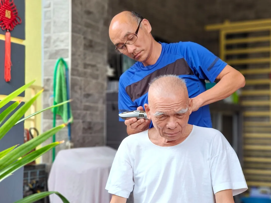 制造业园区与写字楼食堂托管服务模式对比